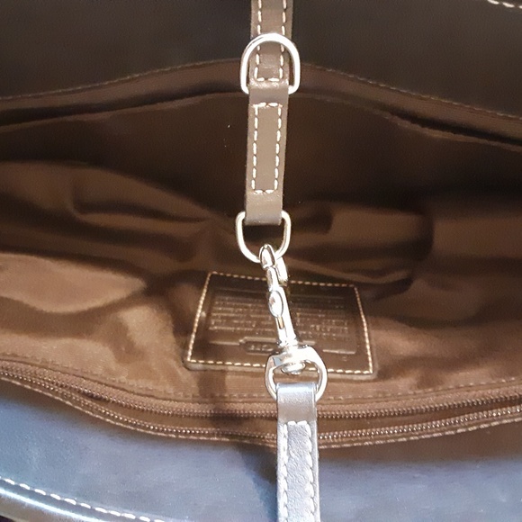 Coach Vintage Signature Wool & Leather Handbag - Picture 8 of 16